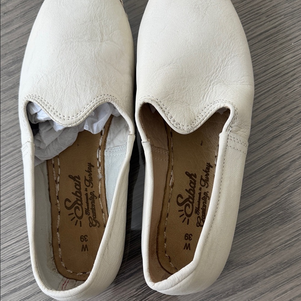 Sabah Women's Cream Leather Slip-On Loafers size 39